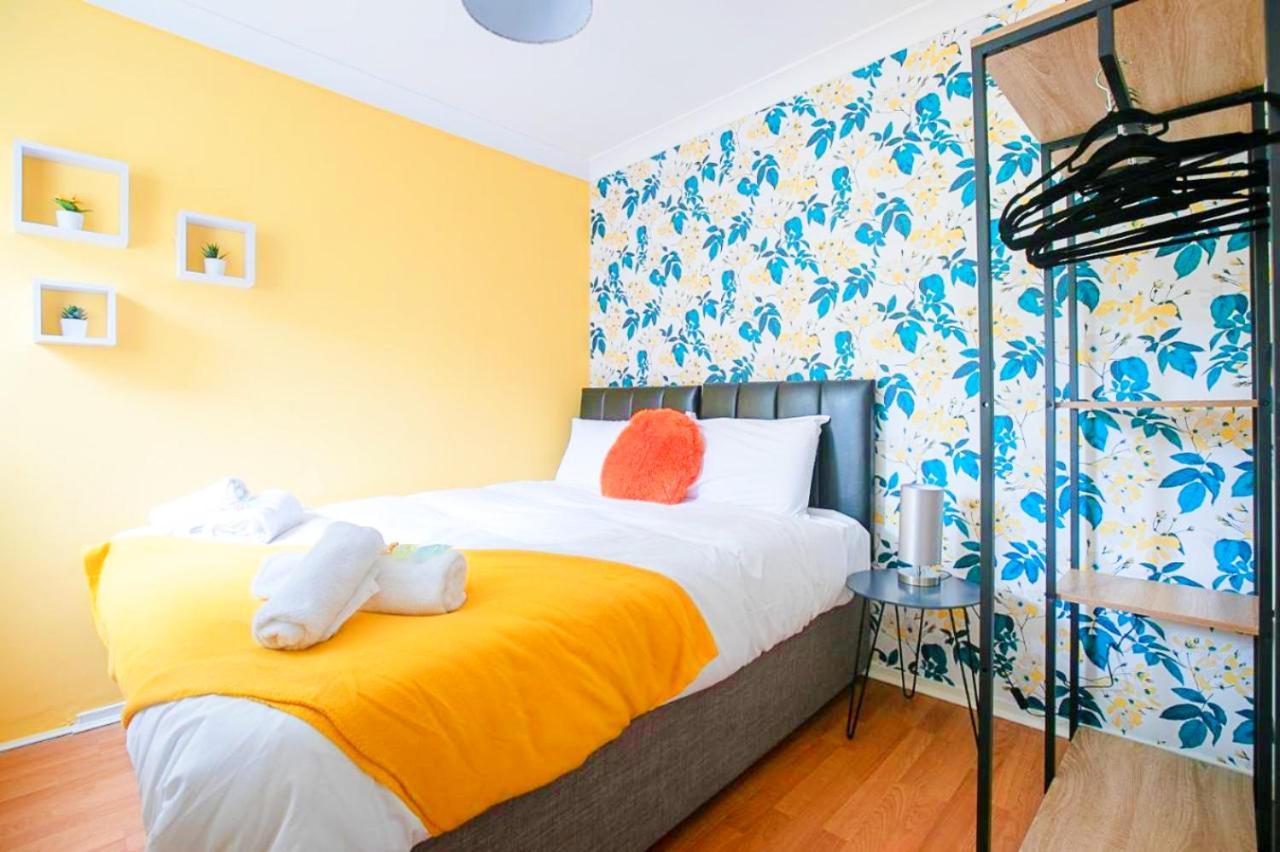 Emerald House Leisure & Contractors Петербург Экстерьер фото